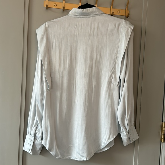 Brand new Ba$sh button up shirt with shoulder pleats - Picture 5 of 6